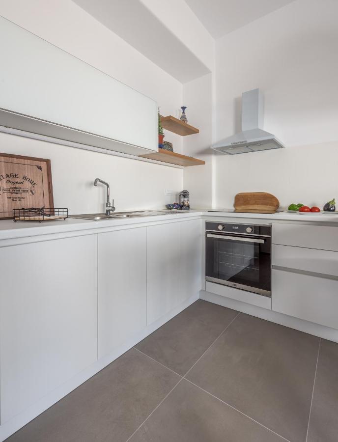 Elyos Apartments Полония Екстериор снимка